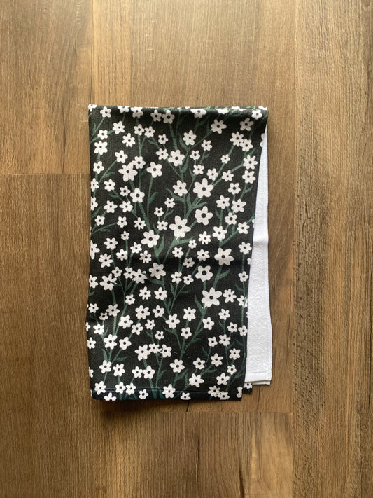 Growing Daisies Hand Towel