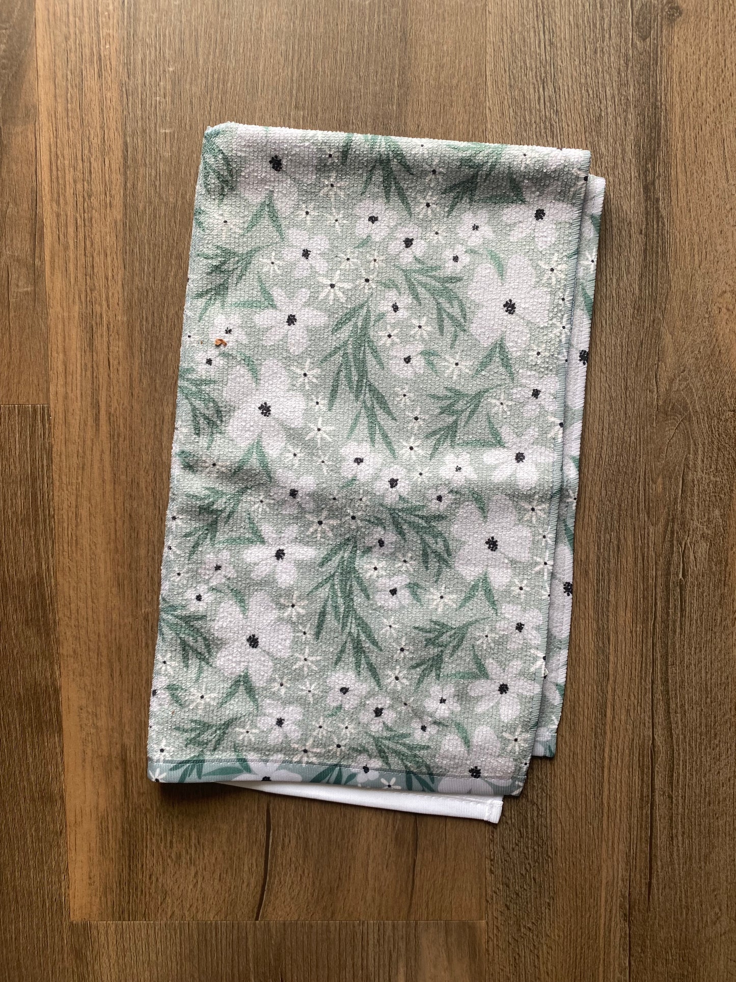 Sweet Magnolia Hand Towel